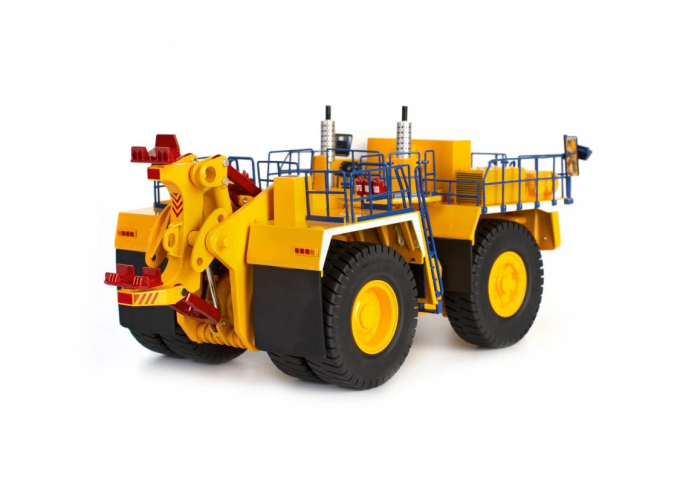 Тягач-буксировщик БЕЛАЗ - 74131