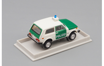 LADA Niva Polizei, white / green