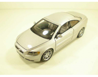 VOLVO C70 Coupe, Star Collection 1:24, цвет серебристый