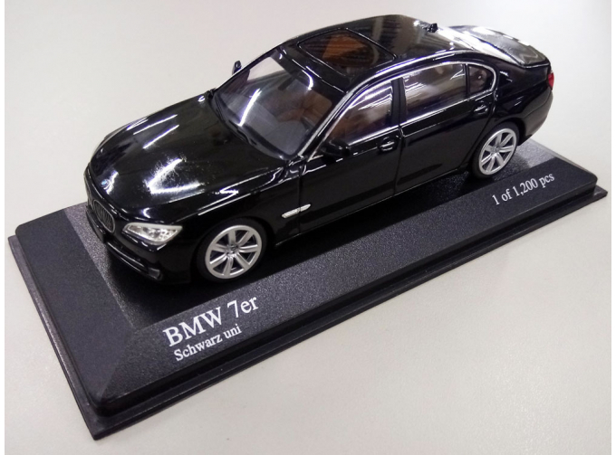 BMW 7-Series (F02) 2008, black