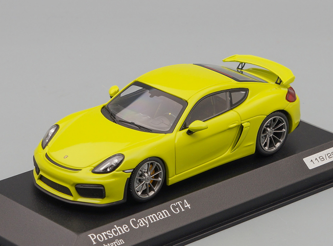 PORSCHE Cayman GT4, Lichtgrün