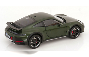 PORSCHE 911 Dakar (2023), green metallic