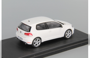 VOLKSWAGEN Golf VI GTI, candy white