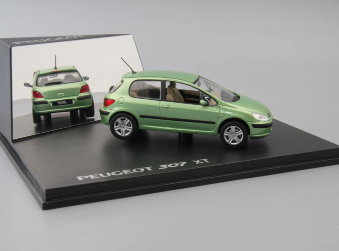 PEUGEOT 307 XT, green metallic