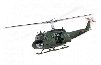 Многоцелевой вертолет U.S. UH-1D Huey, Вьетнам, 1968