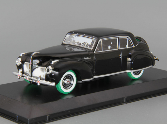 LINCOLN Continental 1941 с пулевыми повреждениями (из к/ф "Крёстный отец"), black (зеленые колеса!)