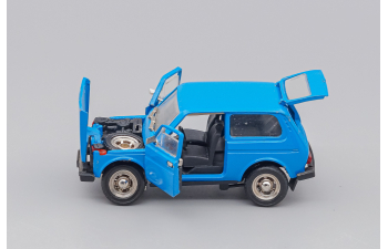 ВАЗ 2121 Нива, синий