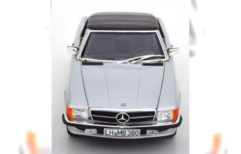 MERCEDES-BENZ 380SL R107 (1985), silver