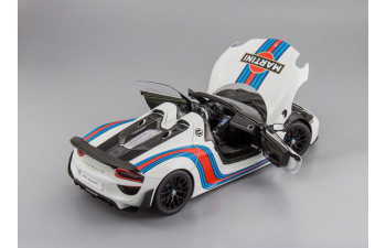 PORSCHE 918 Spyder Weissach Package Martini Livery (2013), white