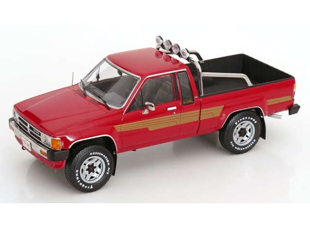 TOYOTA Truck Xtra Cab 4x4 (Hilux) (1985), red