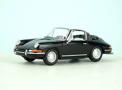 PORSCHE 911 Targa (1966), blackmetallic