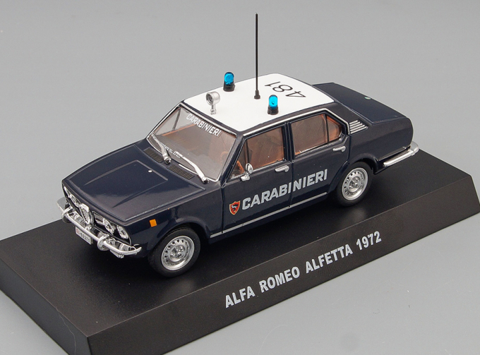 ALFA ROMEO Alfetta 1972 Carabinieri Полиция Италии