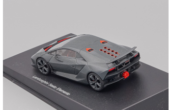 LAMBORGHINI Sesto Elemento, carbon grey