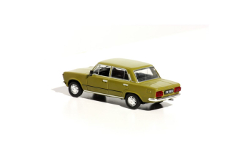 FIAT 125P MR’75, Kultowe Auta 120, хаки