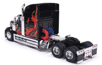 INTERNATIONAL Lonestar (2010). black/red