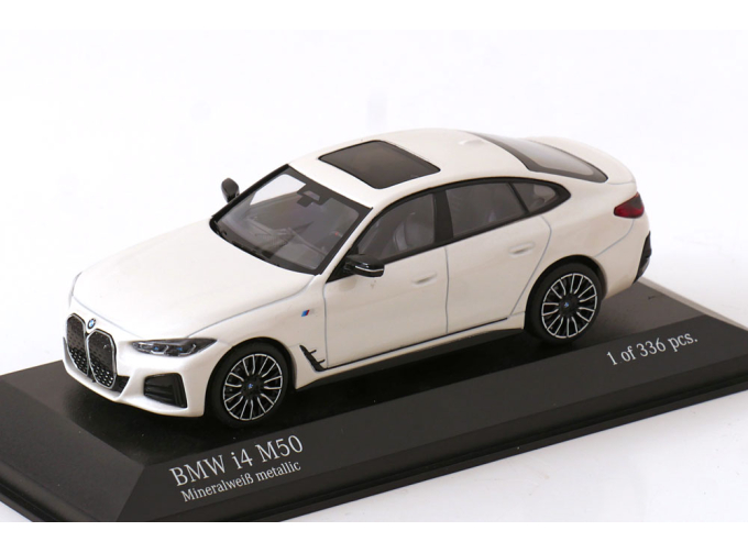 BMW i4 M50 (2022), whitemetallic