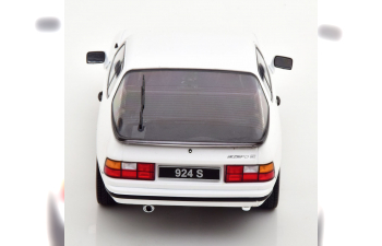 PORSCHE 924 S (1986), white