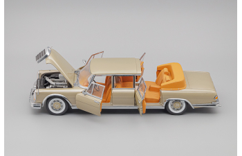 MERCEDES-BENZ 600 Pullman Landaulet, beige metallic