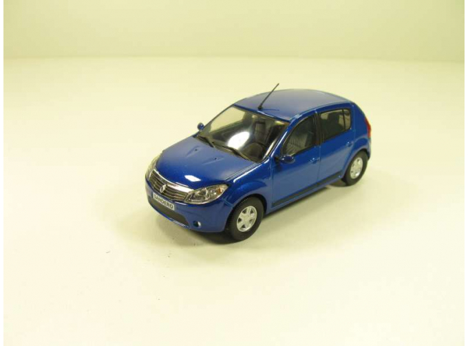 RENAULT Sandero (2008), дилерская 1:43, синий