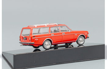 VOLVO 165 estate (1983), red