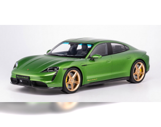 PORSCHE Taycan Turbo S (2020), greenmetallic