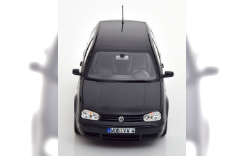 VOLKSWAGEN Golf 4 GTI (1998), schwarz-metallic