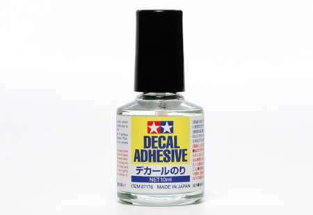 Клей для декалей, с кисточкой, 10 мл.