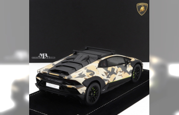 LAMBORGHINI Huracan Sterrato (2022) - Con Vetrina - With Showcase, Sabbia - Sand Camouflage