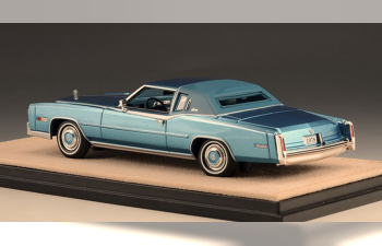 CADILLAC Eldorado Biarritz 1978, mediterranean blue