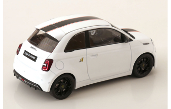 FIAT Abarth 500e (2024), white