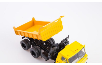 Камский грузовик Э5510, оранжевый