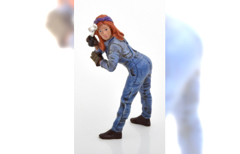 FIGUR Female Mechanic 1