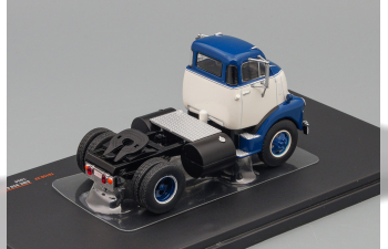 GMC 950 COE towing vehicle (1954), white blue