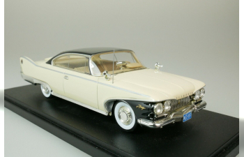 PLYMOUTH Fury Coupe (1960), light beige / black