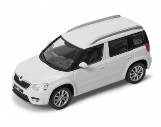 SKODA New Yeti (2015), white candy