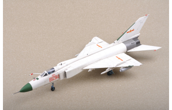 Сборная модель Китайский истребитель-перехватчик Shenyang J-8IID