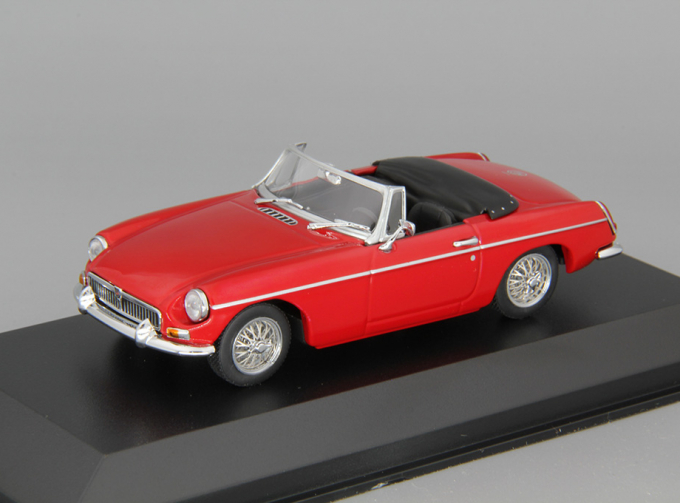 MGB Cabriolet (1962), red