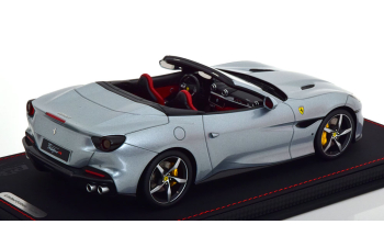 FERRARI Portofino M roof open (2020), titan-silver
