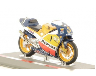 Alex Crivillé - 1999 - Honda NSR 500 из серии Porte-Revue Moto GP