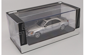 MAYBACH 57S W240 (2010), grey / silver