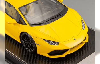 LAMBORGHINI Huracan LP610-4, yellow