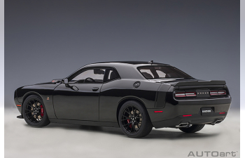 Dodge Challenger 392 Hemi Scat Pack Shaker - 2018 (pitch black)