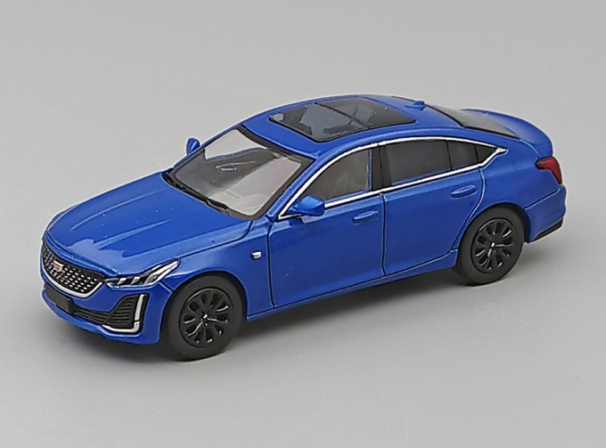 CADILLAC CT5 (2019), blue