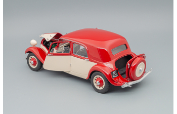 CITROEN 11cv Traction (1937), Red Cream