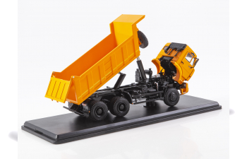 Камский грузовик 6522 самосвал, оранжевый