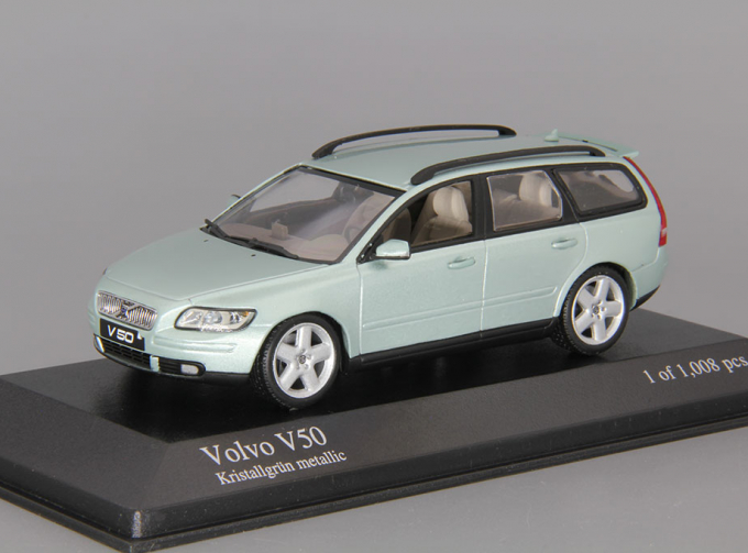 VOLVO V50 (2003), green metllic