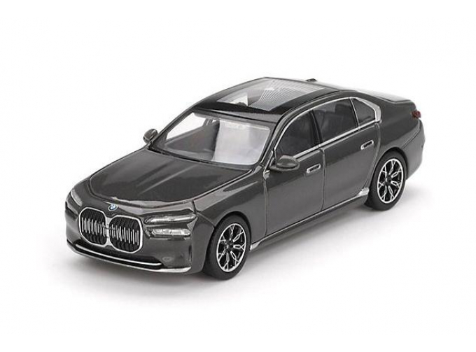 BMW i7 xDrive60 RHD (2024), grey