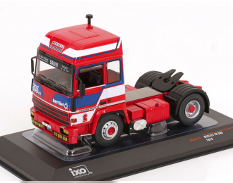 BERLIET TR 305 towing vehicle (1978), red white blue