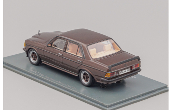(Б/У) MERCEDES-BENZ 280E W123 AMG, brown