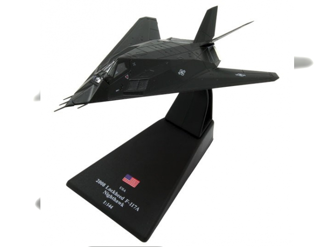 Lockheed F-117 Nighthawk, Latające Fortece 9